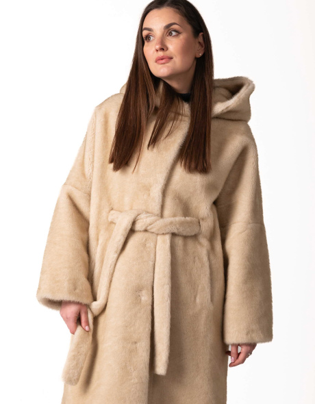 Шуба з екохутра бежева з втяжним поясом
