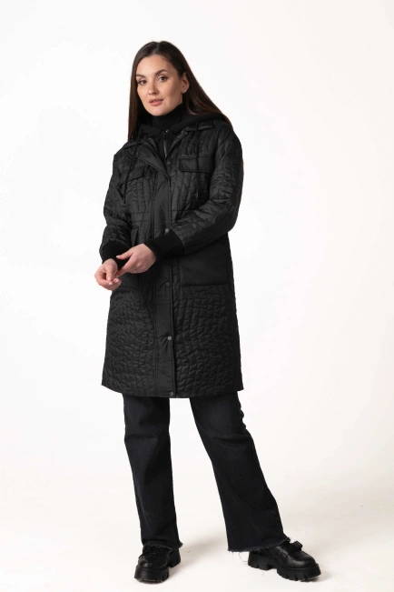 Жіноча демісезонна куртка на синтепоні чорна-8