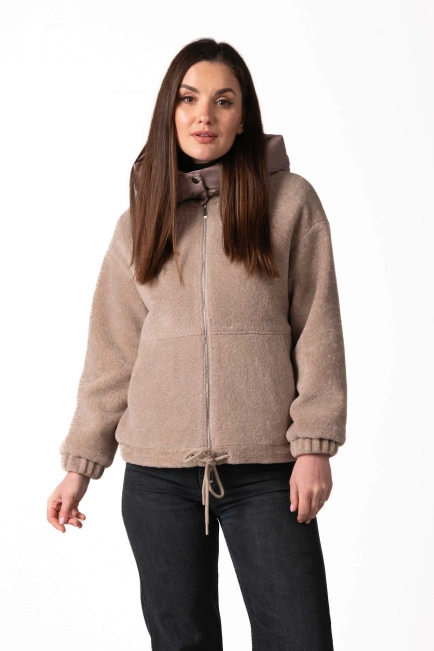 Женская шуба-бомбер из экомеха для зимы-4