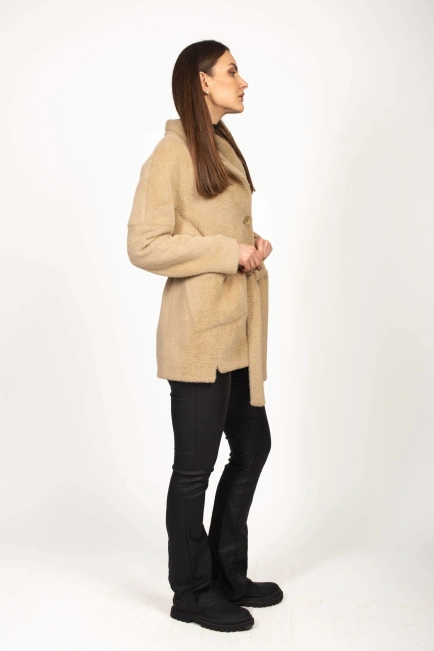 Шуба з еко-хутра бежевого кольору-6