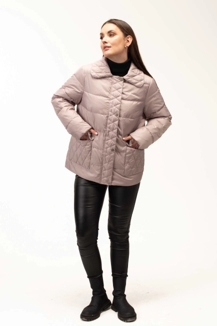 Легка демісезонна куртка з накладними кишенями-8